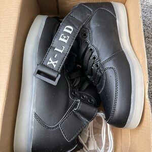 Kids' Black Light-Up High Top Sneakers